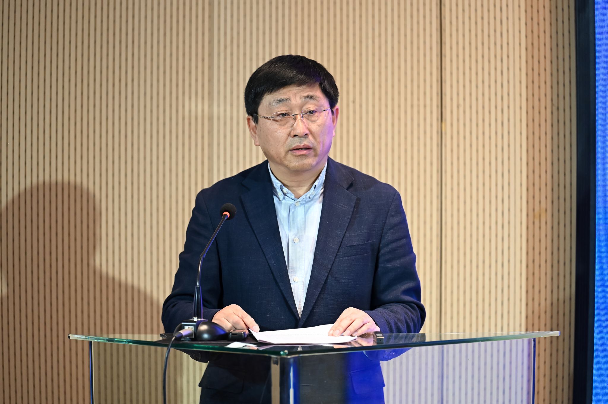 歐陽華.jpg 歐陽華.jpg